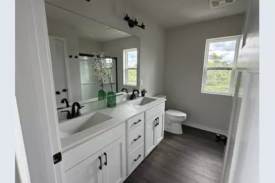 N101W16895  Tanglewood Dr, Germantown, WI 53022 - Photo 16