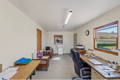 2120  Broadway St, New Holstein, WI 53061 - Photo 4