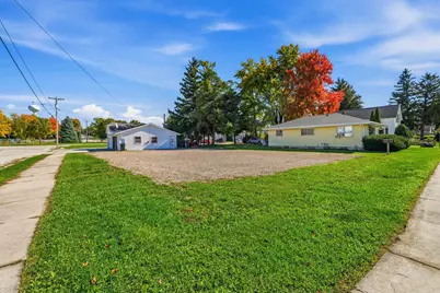 2120  Broadway St #2117 Railroad St, New Holstein, WI 53061 - Photo 16