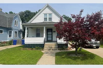 4825  19th Ave, Kenosha, WI 53140 - Photo 2
