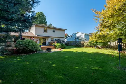 2728  Stonebridge Dr, Racine, WI 53404 - Photo 4
