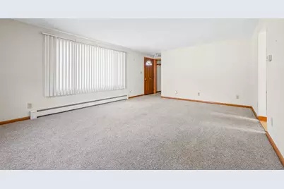 823  Columbia Ave, South Milwaukee, WI 53172 - Photo 8