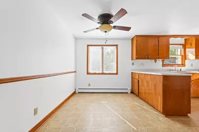 823  Columbia Ave, South Milwaukee, WI 53172 - Photo 6