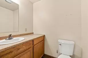 816 Armour Rd, Oconomowoc, WI 53066 - Photo 28