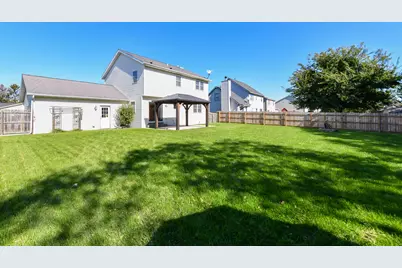 2819  Frontier Dr, Racine, WI 53404 - Photo 26