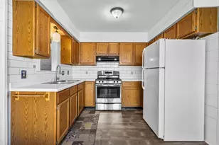 632 Holland Ave, Delavan, WI 53115 - Photo 8