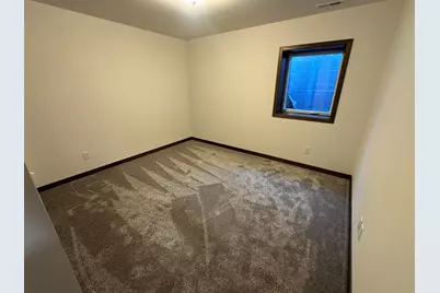 823  Avon St, La Crosse, WI 54603 - Photo 14