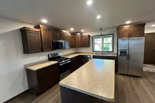 823 Avon St, La Crosse, WI 54603 - Photo 6