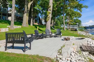 N37W26713 Kopmeier Dr, Pewaukee, WI 53072 - Photo 14
