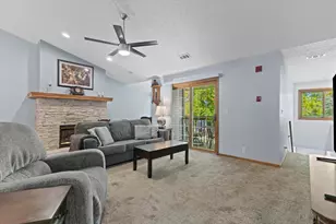 831 Quinlan Dr, Pewaukee, WI 53072 - Photo 2