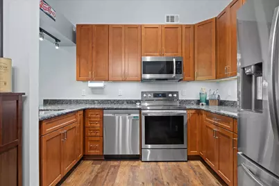 831  Quinlan Dr #H, Pewaukee, WI 53072 - Photo 12