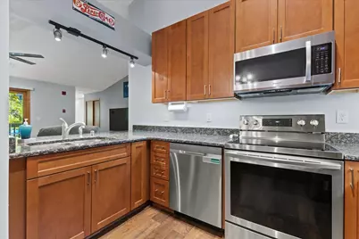 831  Quinlan Dr #H, Pewaukee, WI 53072 - Photo 10