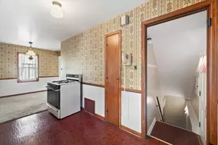 2759 S Humboldt Park Ct, Milwaukee, WI 53207 - Photo 12