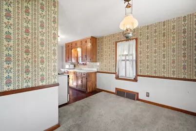 2759 S Humboldt Park Ct, Milwaukee, WI 53207 - Photo 6