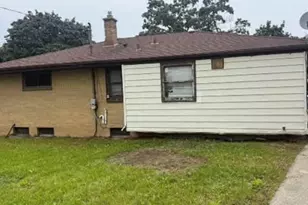 8817 W Custer Ave, Milwaukee, WI 53225 - Photo 2