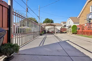 2923 S 15th Pl, Milwaukee, WI 53215 - Photo 52
