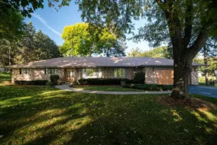 3385 Bradee Rd, Brookfield, WI 53005 - Photo 2