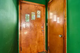 715 Elizabeth St, Oconomowoc, WI 53066 - Photo 2