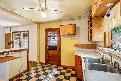 715  Elizabeth St, Oconomowoc, WI 53066 - Photo 12