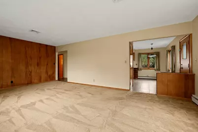 3200  Floral Ln, Shelby, WI 54601 - Photo 8
