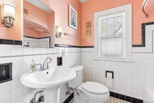 2365 N 82nd St, Wauwatosa, WI 53213 - Photo 16