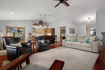 1400  Pine St, Onalaska, WI 54650 - Photo 2