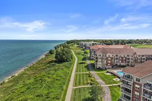 4120 S Lake Dr, Saint Francis, WI 53235 - Photo 40