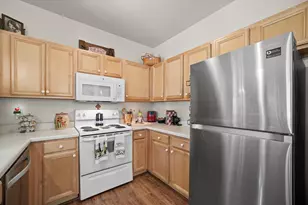 4120 S Lake Dr, Saint Francis, WI 53235 - Photo 4
