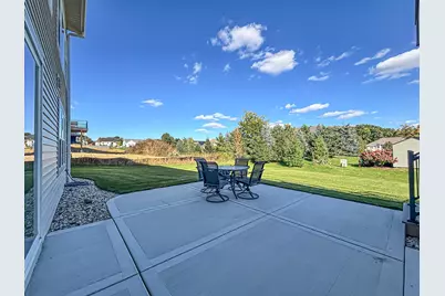 762  Brockway Dr, Mukwonago, WI 53149 - Photo 32