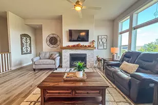 762 Brockway Dr, Mukwonago, WI 53149 - Photo 18