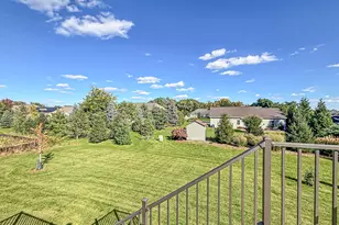 762 Brockway Dr, Mukwonago, WI 53149 - Photo 36