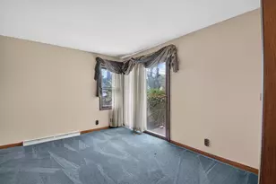 2419 Geneva St, Racine, WI 53402 - Photo 6