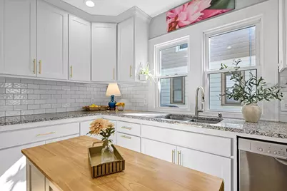 2123 N 71st St, Wauwatosa, WI 53213 - Photo 16