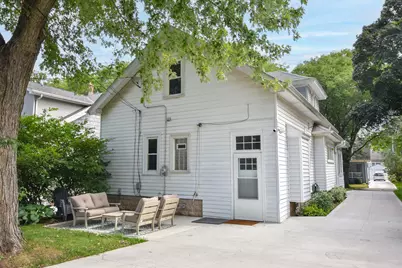 2123 N 71st St, Wauwatosa, WI 53213 - Photo 34