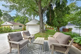 2123 N 71st St, Wauwatosa, WI 53213 - Photo 32