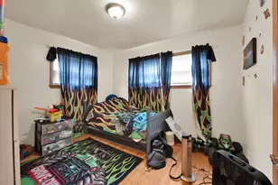 4952 N 50th St, Milwaukee, WI 53218 - Photo 8