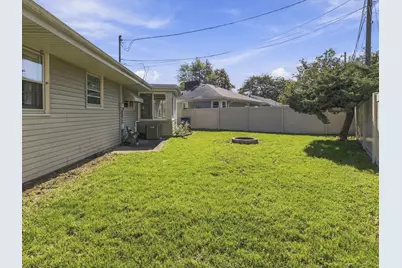 3434  Saint Clair St, Racine, WI 53402 - Photo 24