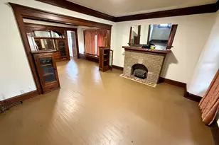 2206 W Keefe Ave, Milwaukee, WI 53206 - Photo 4