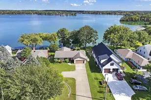 3119 S Browns Lake Dr, Burlington, WI 53105 - Photo 2