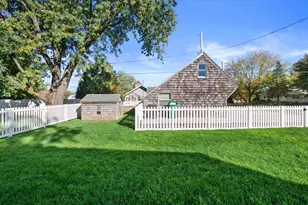 W164N8410 Hiawatha Ave, Menomonee Falls, WI 53051 - Photo 30