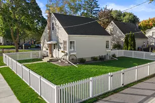W164N8410 Hiawatha Ave, Menomonee Falls, WI 53051 - Photo 32