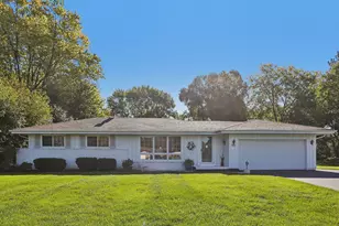 3250 Bermuda Blvd, Brookfield, WI 53045 - Photo 1