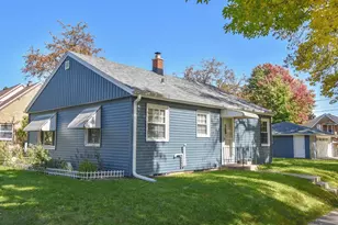 2876 S 70th St, Milwaukee, WI 53219 - Photo 18