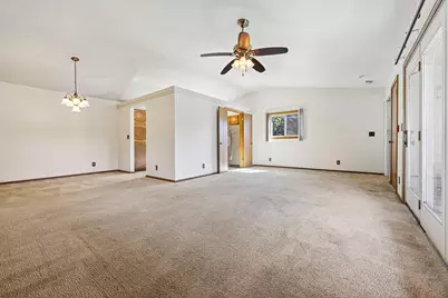 3725 W Loomis Rd, Greenfield, WI 53221 - Photo 4