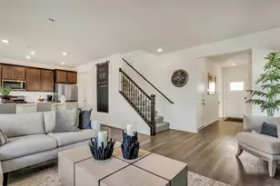 7134 Oakmont Rd, Racine, WI 53403 - Photo 8