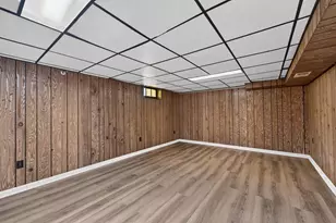 3413 S 2nd St, Milwaukee, WI 53207 - Photo 12