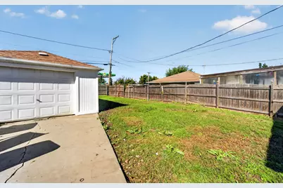 3413 S 2nd St, Milwaukee, WI 53207 - Photo 16