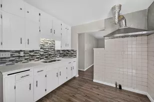 3413 S 2nd St, Milwaukee, WI 53207 - Photo 10