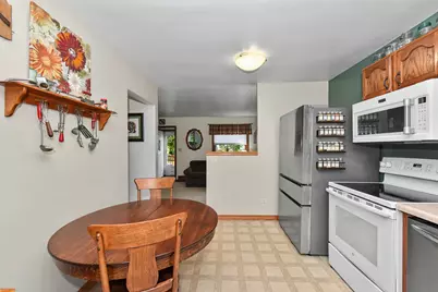 1523 E Tripoli Ave, Milwaukee, WI 53207 - Photo 10