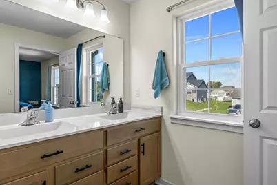 1421  Beacon Dr, Watertown, WI 53098 - Photo 26